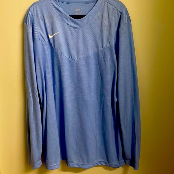 Nike Dri-FIT Team Player Long Sleeve UV Crew Neck Shirt - Picture 1 of 7